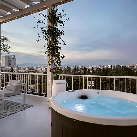 Rooftops Of - Areos Jacuzzi & View Athènes